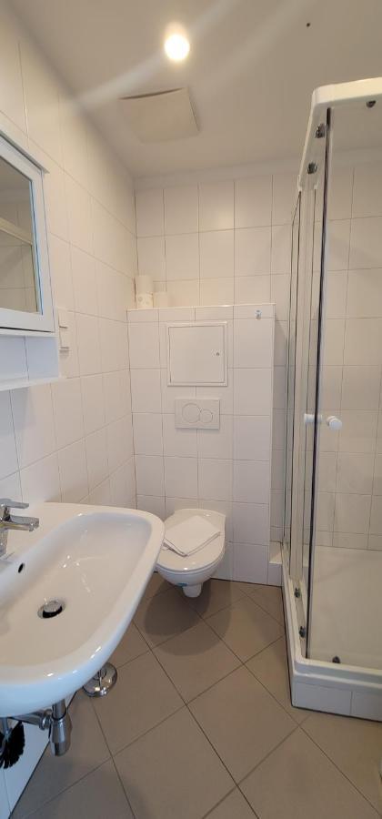 Tota Studio Vienna Luaran gambar