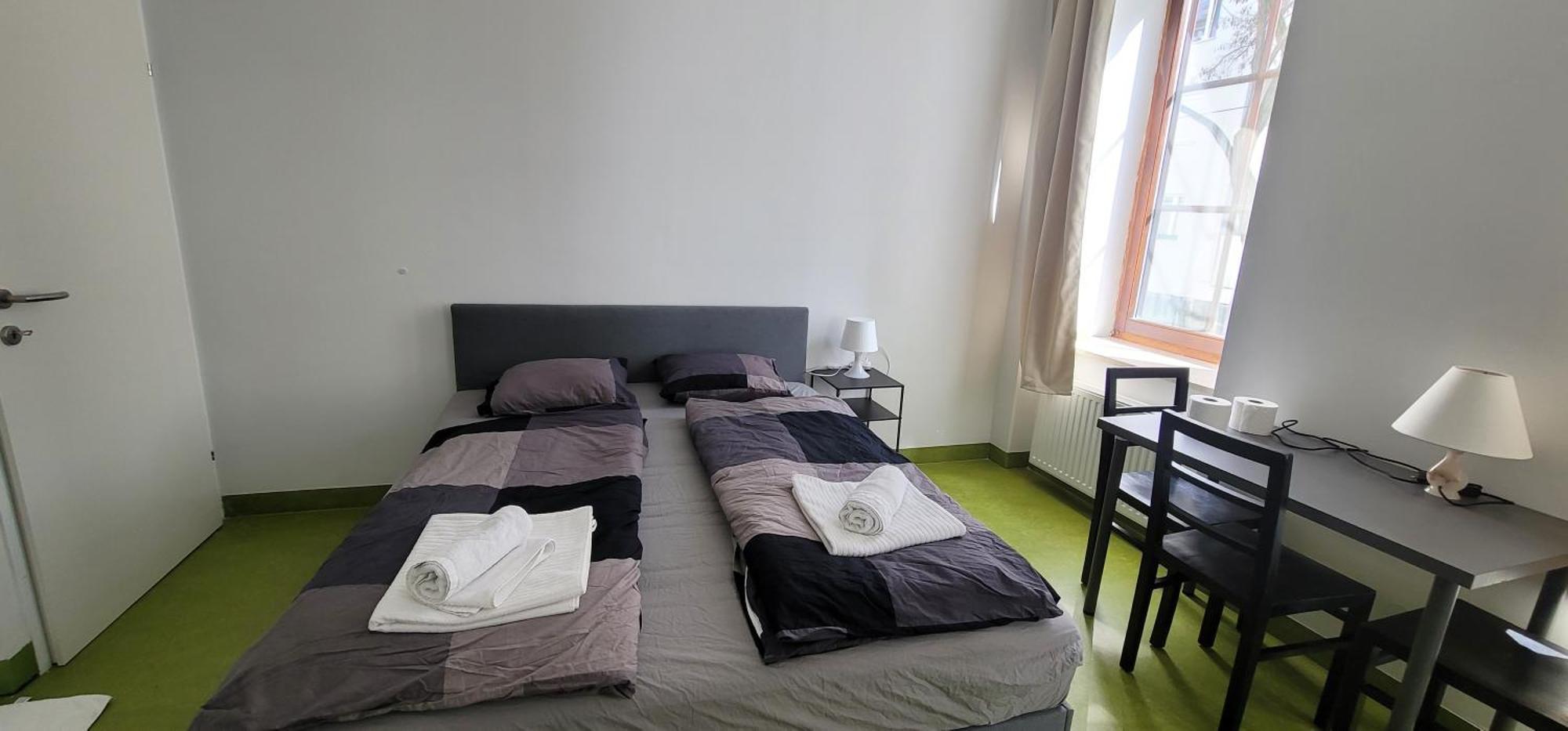 Tota Studio Vienna Luaran gambar
